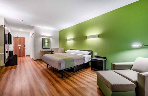 Mankato Hotel | Motel 6 Mankato, MN
