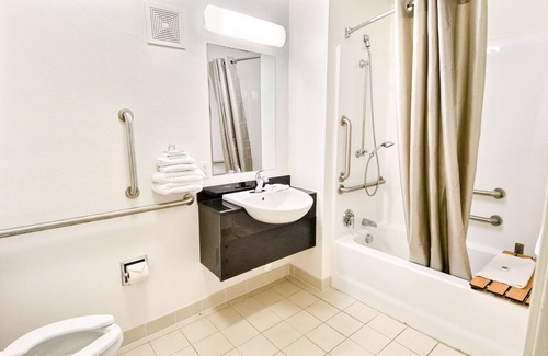Nashua Hotel | Motel 6 Nashua, NH - South