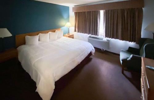 Norway Hotel | Motel 6 Norway MI