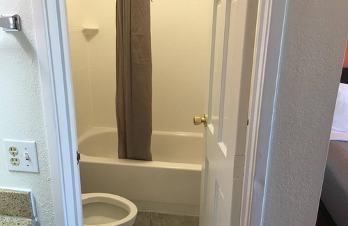 North Chesterfield Hotel | Motel 6 Richmond, VA - Midlothian Turnpike
