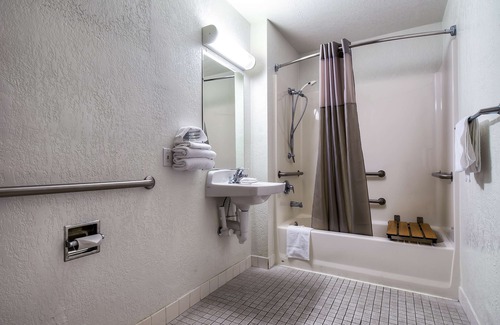 Rowland Heights Hotel | Motel 6 Rowland Heights, CA - Los Angeles - Pomona