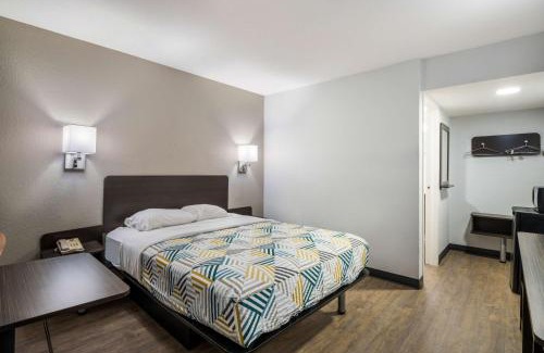 Sandston Hotel | Motel 6-Sandston, VA - Richmond, Va