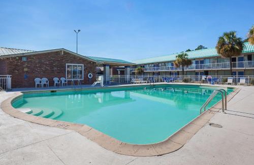 Tifton Hotel | Motel 6-Tifton, GA