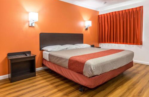 Tremonton Hotel | Motel 6 Tremonton, Utah