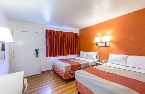 Yreka Hotel | Motel 6-Yreka, CA