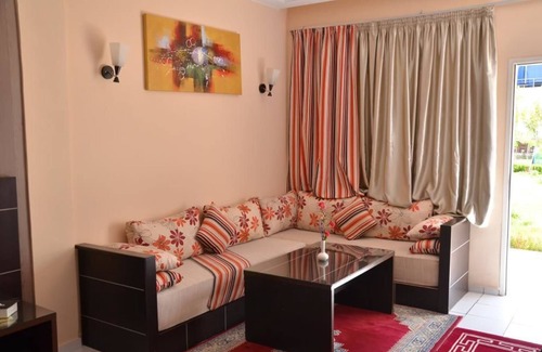 Ain Kansra Hotel | Motel Al Akha