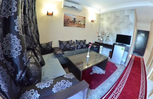 Ain Kansra Hotel | Motel Al Akha