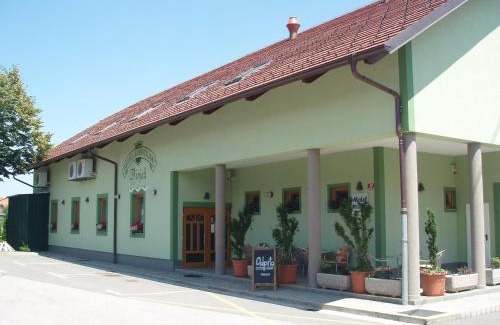 Spodnje Hoce Bed & Breakfast | Motel Divjak