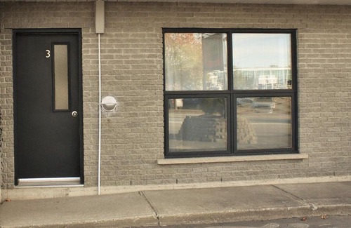 Valcourt Hotel | Motel Du Canton