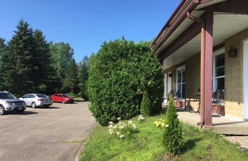 Sherbrooke Hotel | Motel le Sabre
