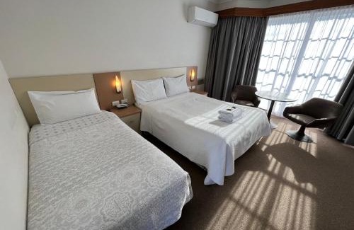 Queanbeyan Hotel | Motel Margeurita