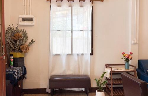 Wat Ket House | Mothana house Share Bathroom