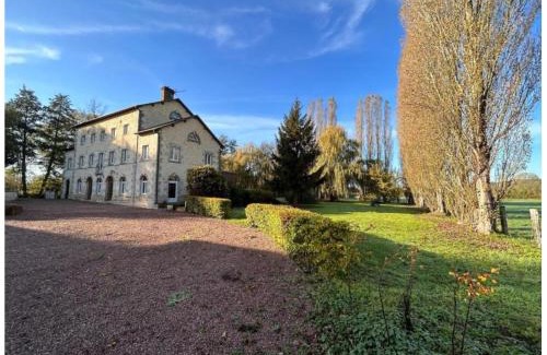 Coulonges-sur-Sarthe House | Moulin historique au cœur du Perche
