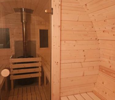 Portlaw Hotel | Moun Bolton Cabin 'Chester'