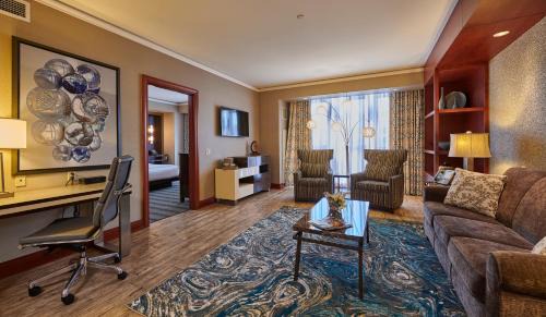 Mount Pocono Resort | Mount Airy Casino Resort - Adults Only 21 Plus