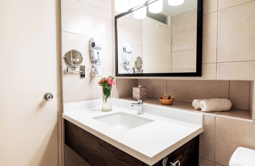 Black Rock Resort | Mount Irvine Bay Resort