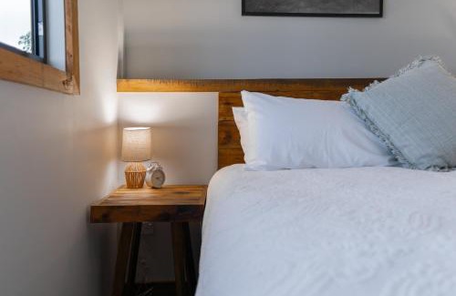 Mount Mee Cabin | Mount Mee Country Lodge