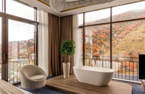 Medeu District Apartment | Mountain Breeze