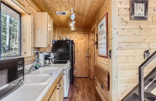 Indian Mountain House | Mountain Cabin In Woods And Views Hot Tub