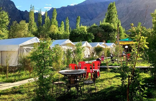 Nubra Valley RV Rental | Mountain Camp