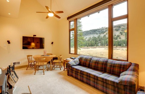 Kirkwood Apartment | Mountain Condo with Fireplace in Kirkwood Ski Resort