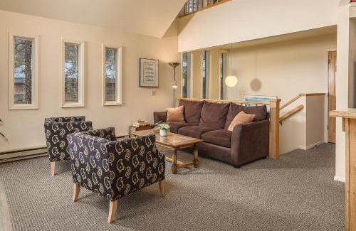 Alyeska House | Mountain Creek Chalet