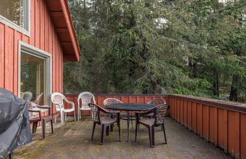 Alyeska House | Mountain Creek Chalet
