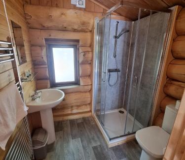 Marshbrook House | Mountain Edge Resort Lodge 2 with Hot Tub