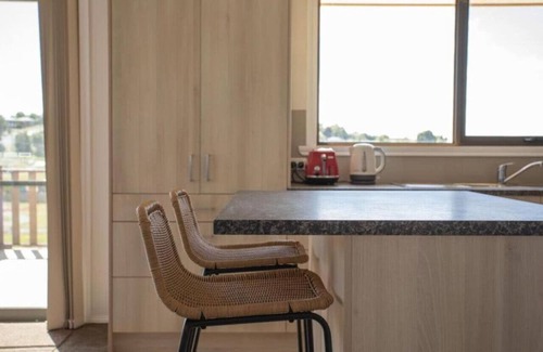 Deloraine House | Mountain Explorer - perfect base for exploring