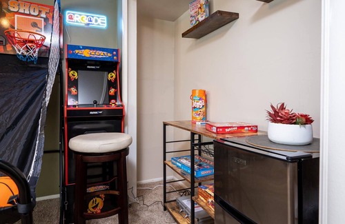 Woodland Estates Apartment | Mountain Haus - Game Room, Home Gym, and Hot Tub