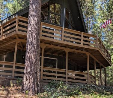 Glencoe House | Mountain Haven Near Kirkwood Resort!