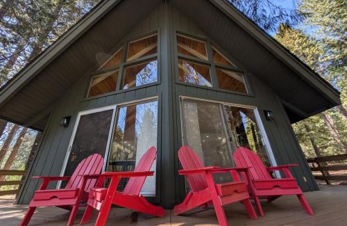 Glencoe House | Mountain Haven Near Kirkwood Resort!