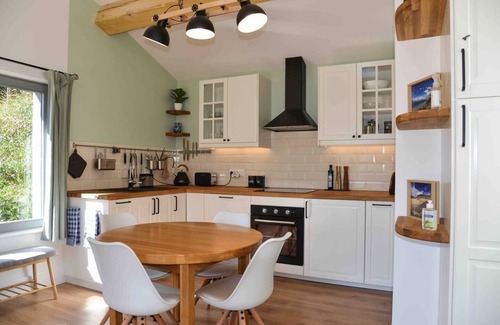 Roquefixade Cottage | Mountain Hikers Luxury Retreat in Roquefixade