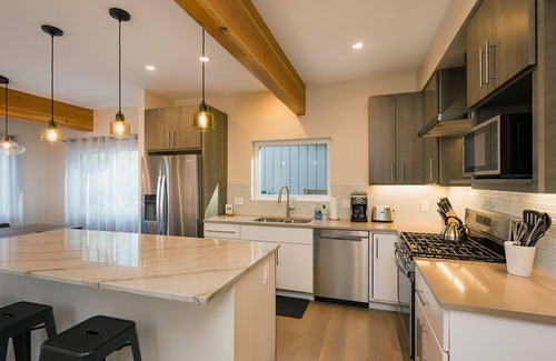Hermosa House | Mountain Home w/Amazing Views - 12 Min. to Durango - Central AC - EV Charger