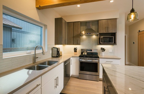 Hermosa House | Mountain Home w/Amazing Views - 12 Min. to Durango - Central AC - EV Charger