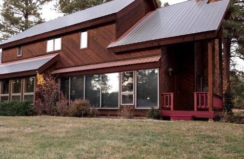 Pagosa Springs House | Mountain Home with Hot Tub
