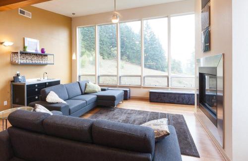 Parkdale House | Mountain House