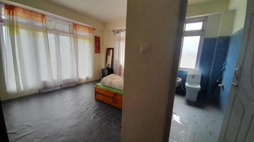 Geyzing House | Mountain Majesty Homestay, Sombaria