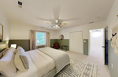 Canton House | Mountain Majesty
