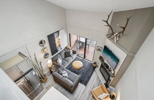 Frisco Condo | Mountain Modern Oasis