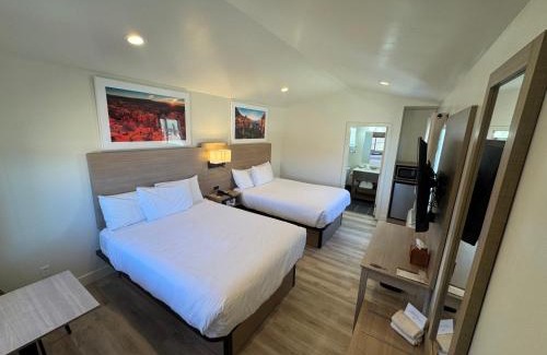 Hatch Cabin | Mountain Ridge Cabins & Lodging Between Bryce and Zion National Park