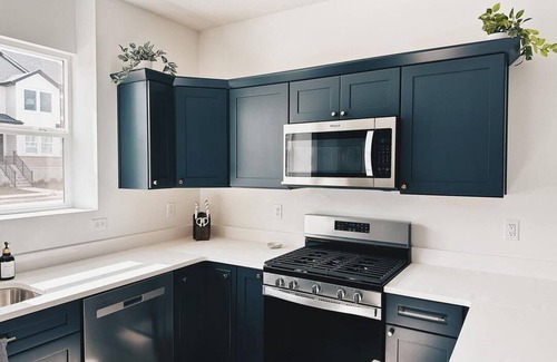 Salt Lake County House | Mountain Ridge Retreat. Less than 1 mile from premier entertainment and shopping