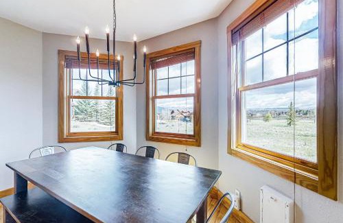 Grand Elk Ranch House | Mountain Sky Retreat