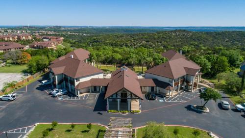 Bee Cave Cabin | Mountain Star Lodge