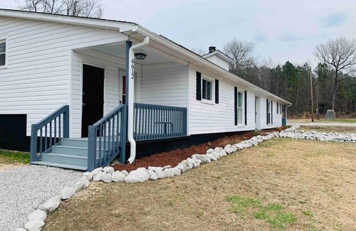 Wake County House | Mountain Vibes at Hidden Pond Lodge - 3beds/2bth