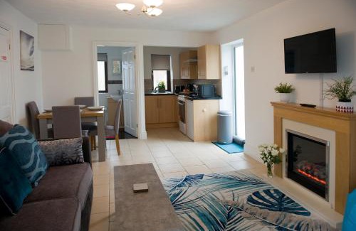 Bryngwran Apartment | Mountain View Apartment - short drive to beaches