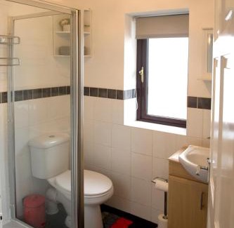 Bryngwran Apartment | Mountain View Apartment - short drive to beaches
