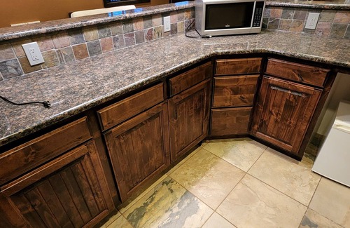 Pocatello Apartment | Mountain View Basement Apartment