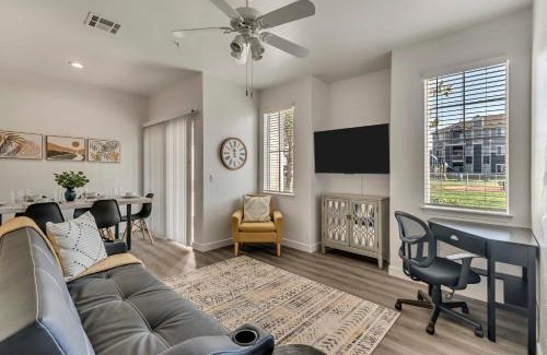 Clearfield Apartment | Mountain View by Cloud Dream Homes