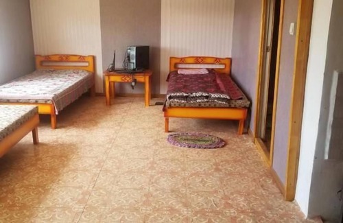 Moron House | Mountain View Guesthouse